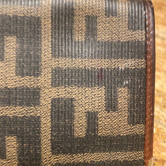 Vintage Fendi Billfold Wallet - Picture 8 of 8